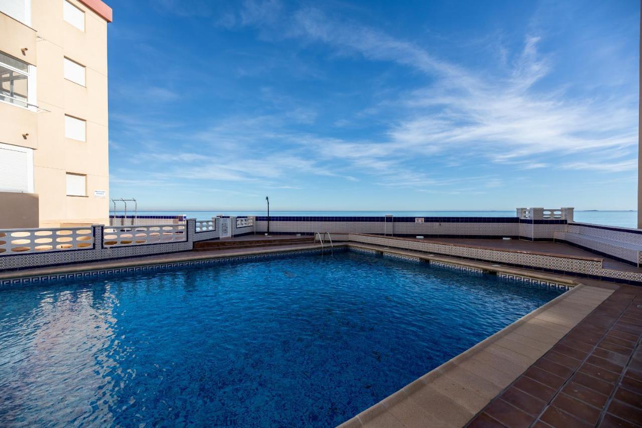 Bright Studio With The Seaview And Swimming Pool Apartamento La Manga del Mar Menor Exterior foto
